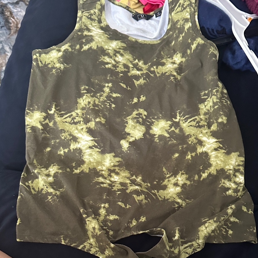 Tie-Dye Olive green camo Sleeveless Tank size XS